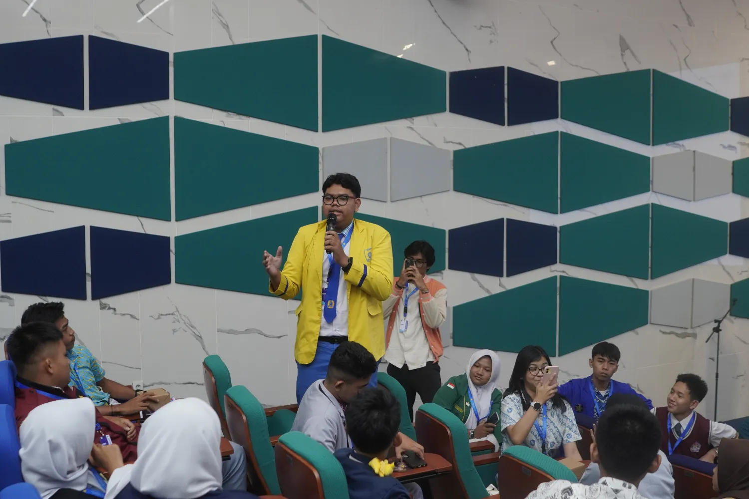 Dokumentasi Musyawarah Besar Forum OSIS Nasional, foto 1 dari 11