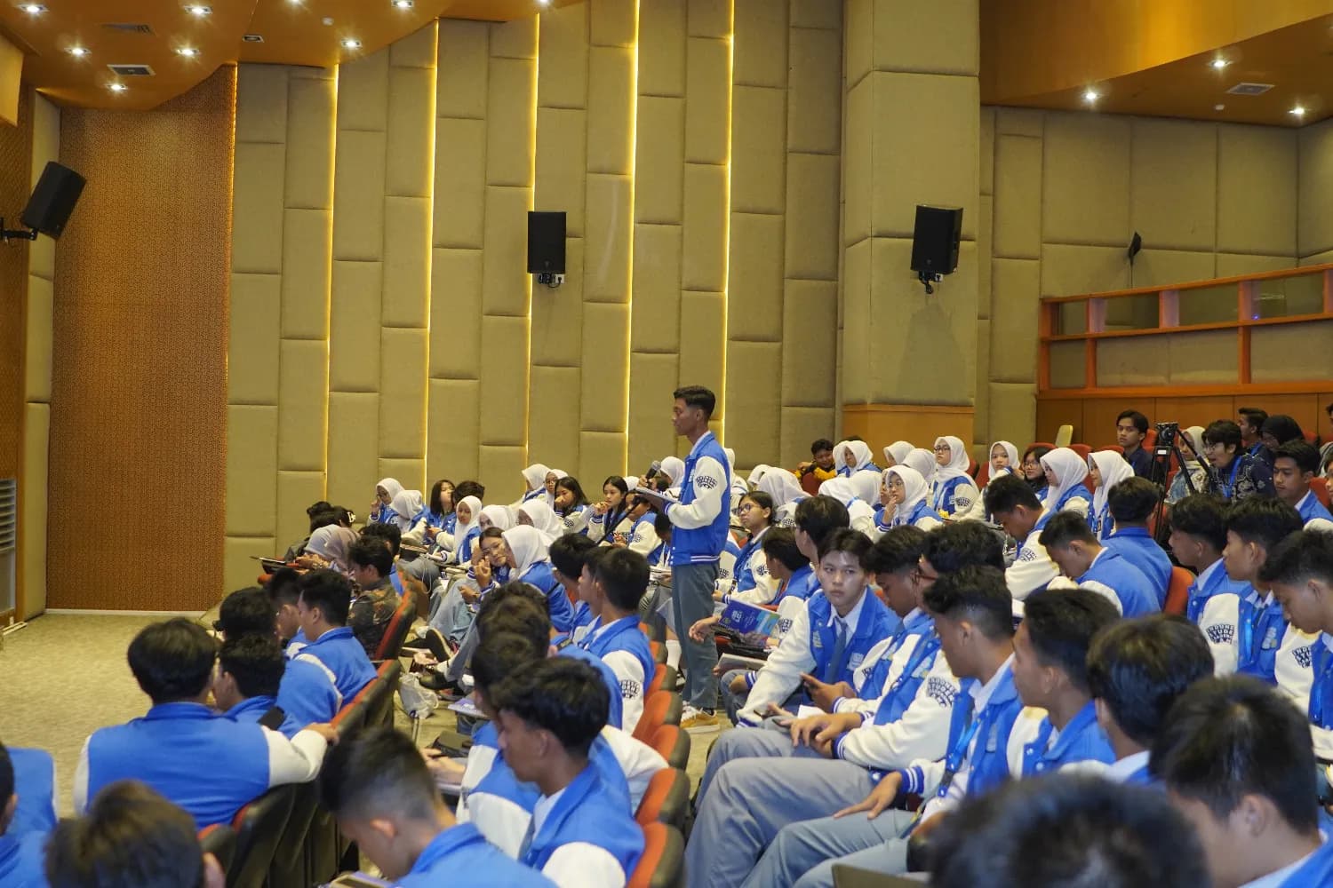Dokumentasi Seminar, Talkshow & Diskusi, foto 1 dari 9